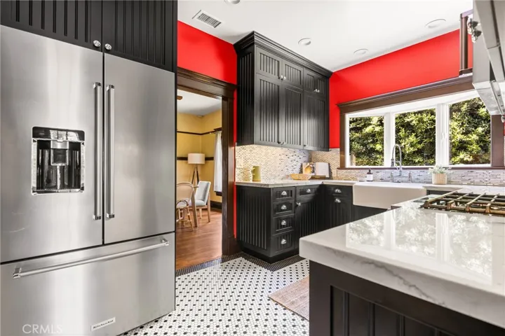 313 E Palmyra, Orange, California 92866
