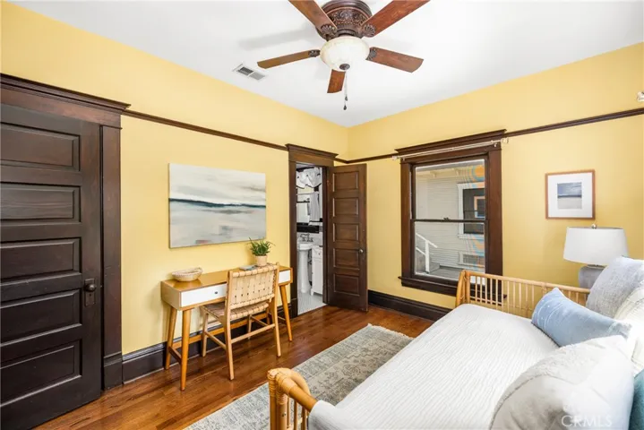 313 E Palmyra, Orange, California 92866