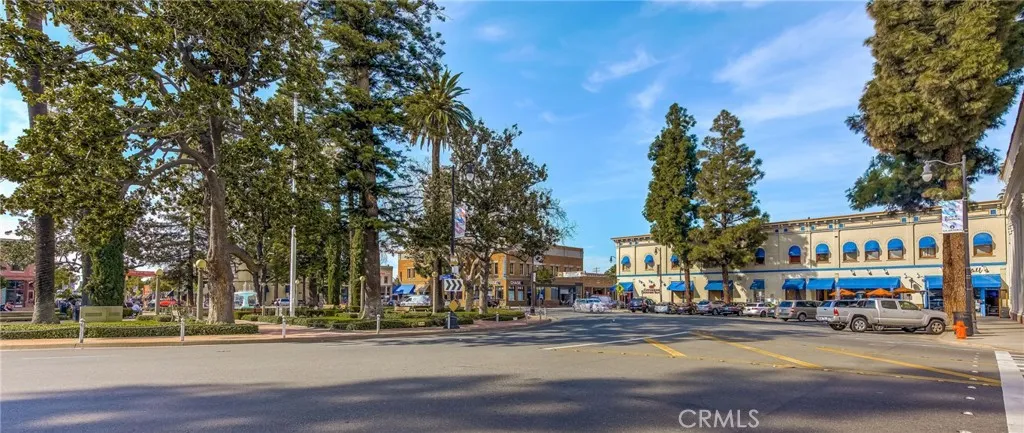 313 E Palmyra, Orange, California 92866