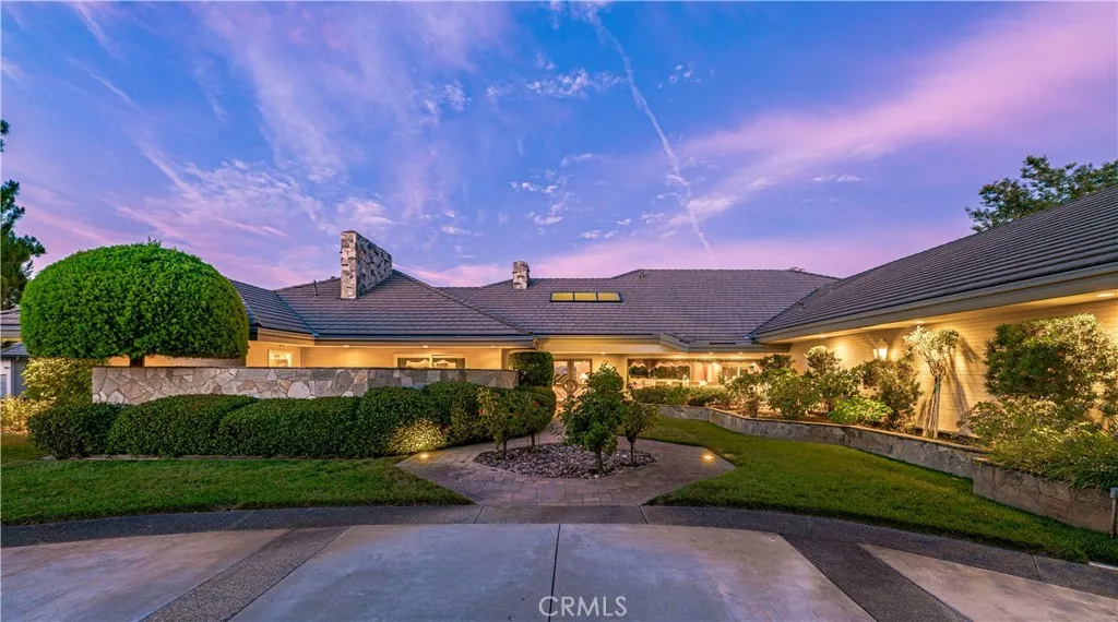 21410 Avenida De Arboles, Murrieta, California 92562 home-pic-9