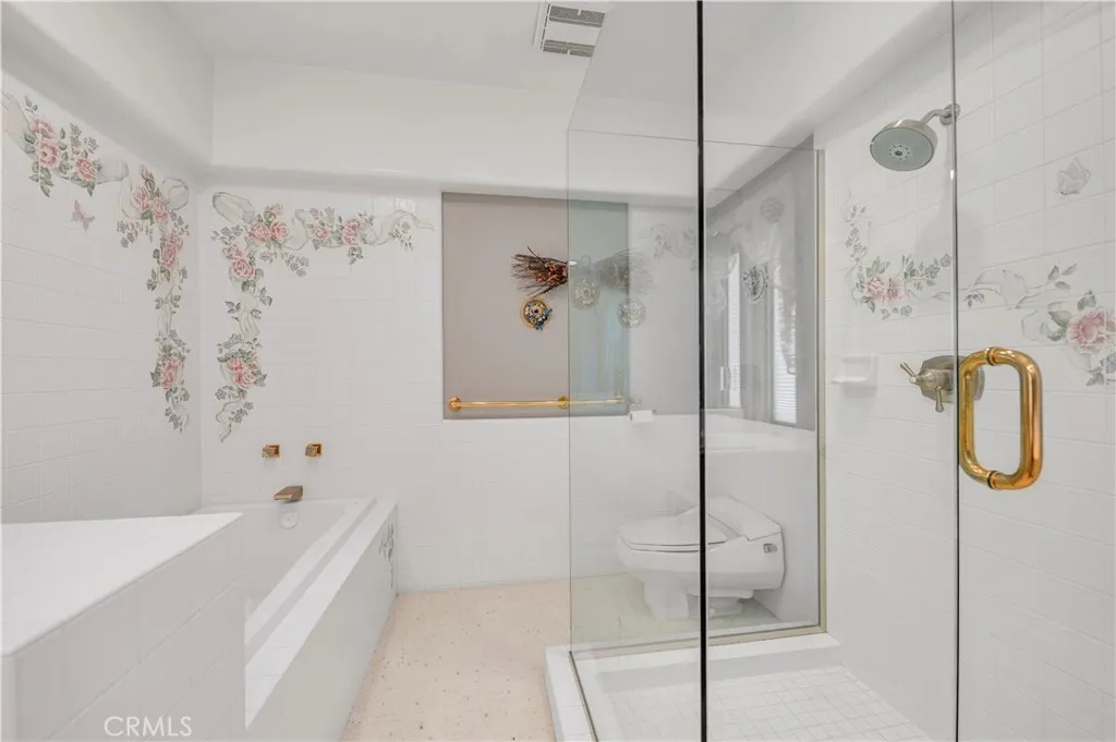 21410 Avenida De Arboles, Murrieta, California 92562 home-pic-49