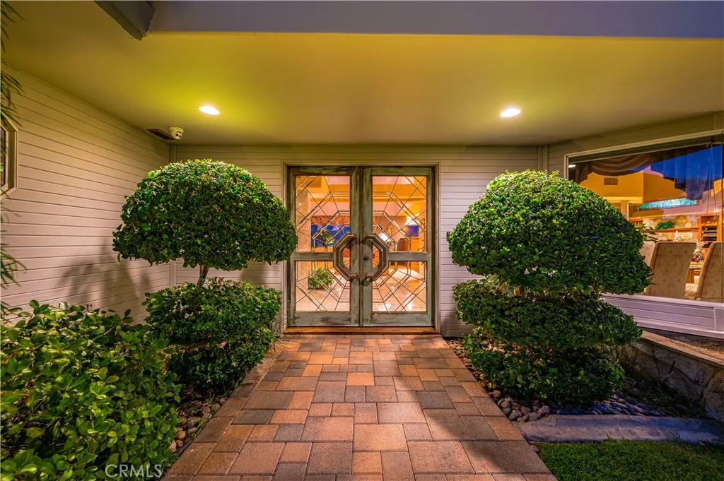 21410 Avenida De Arboles, Murrieta, California 92562 home-pic-10