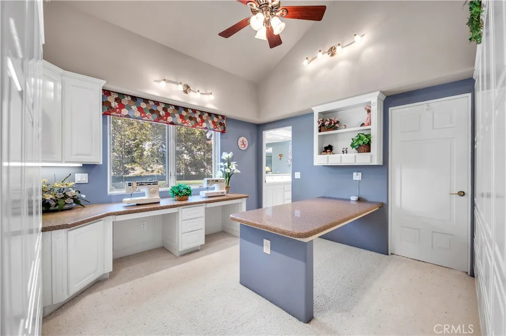 21410 Avenida De Arboles, Murrieta, California 92562 home-pic-43