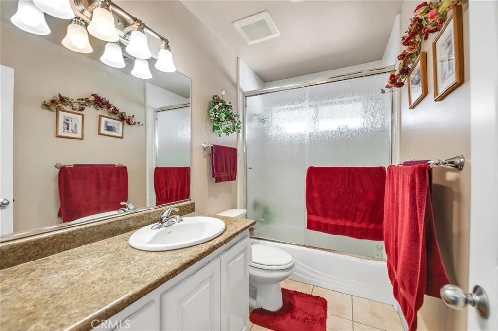 21410 Avenida De Arboles, Murrieta, California 92562 home-pic-70