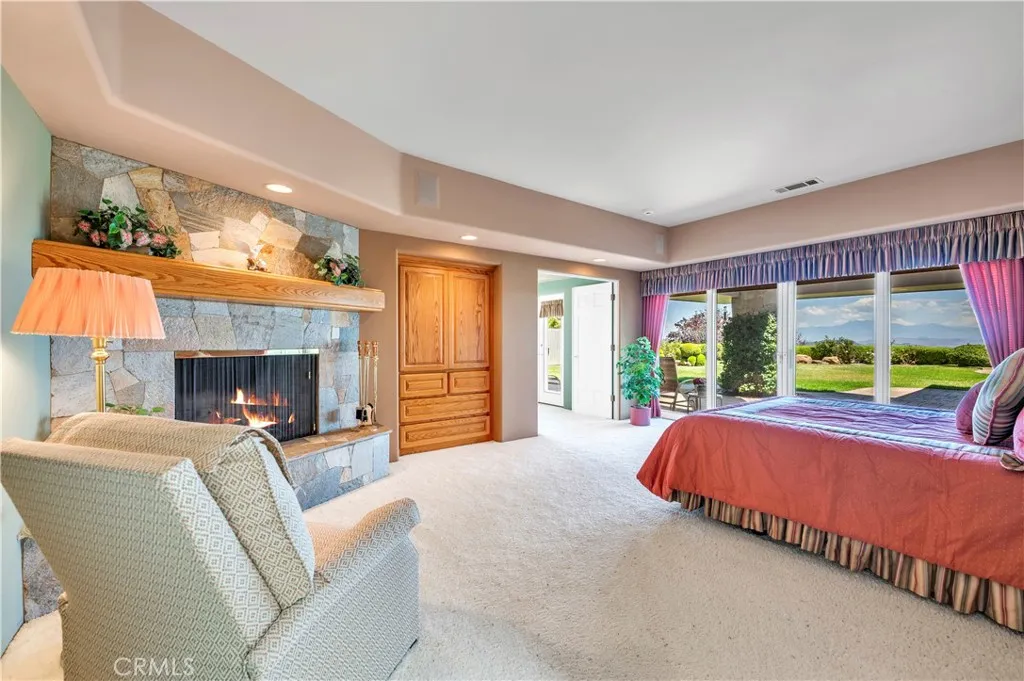 21410 Avenida De Arboles, Murrieta, California 92562 home-pic-27