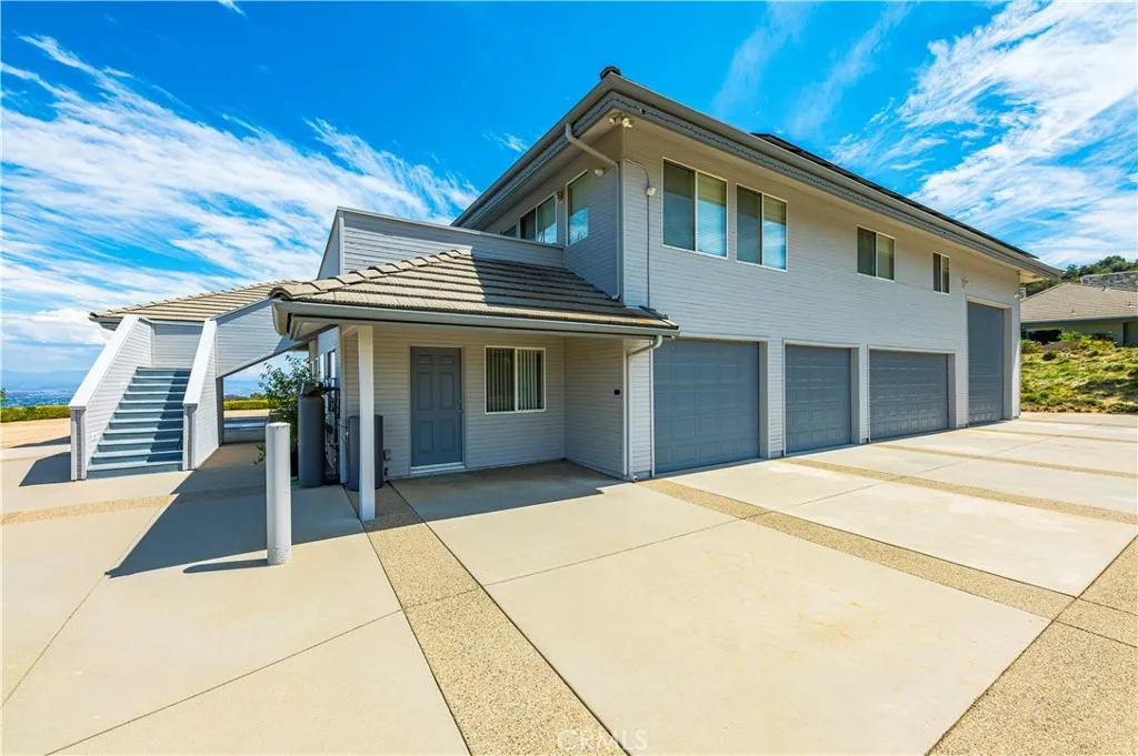21410 Avenida De Arboles, Murrieta, California 92562 home-pic-64