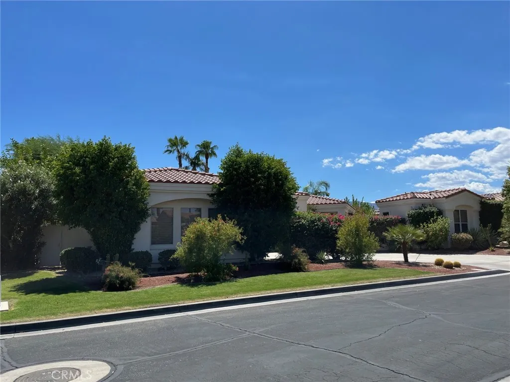 81 81 Appian Way, Palm Desert, California 92211 home-pic-24