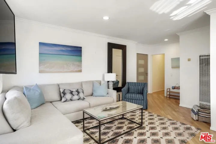 2101 Ocean Avenue 4, Santa Monica, California 90405