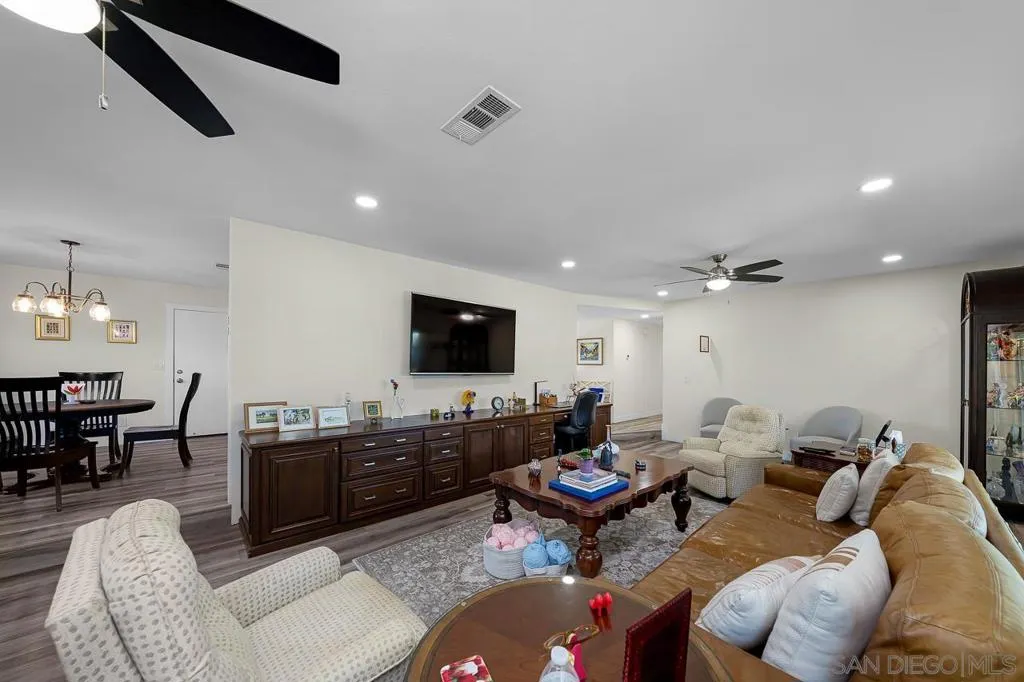 1761 Harvard St, Chula Vista, California 91913 home-pic-7