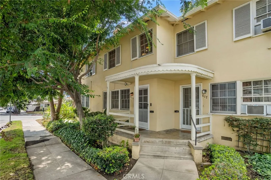 619 Granada Street, Glendale, California 91205 home-pic-0