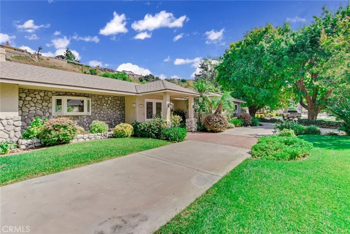 20733 Rancho Los Cerritos Road E, Covina, California 91724