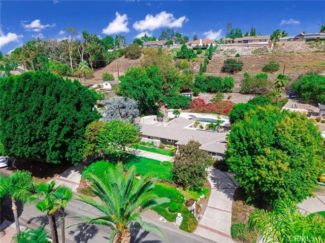20733 Rancho Los Cerritos Road E, Covina, California 91724
