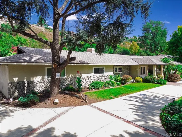 20733 Rancho Los Cerritos Road E, Covina, California 91724