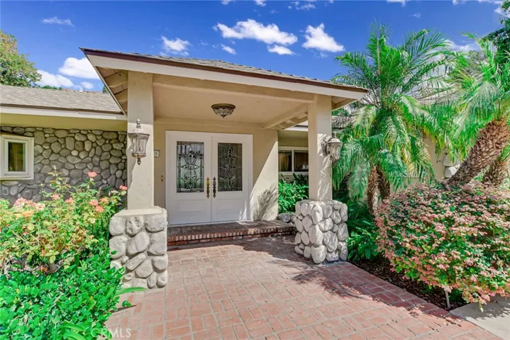 20733 Rancho Los Cerritos Road E, Covina, California 91724