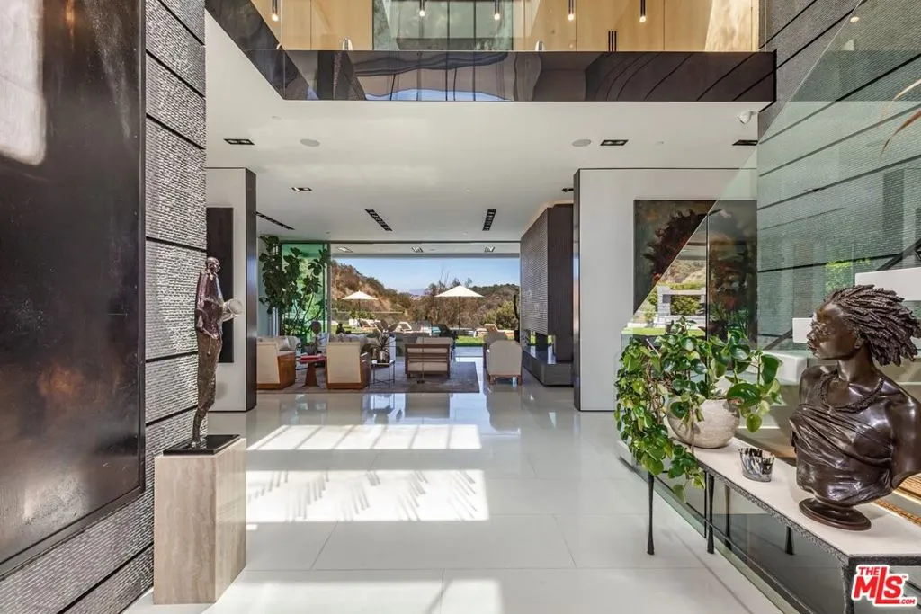 1740 Bel Air Road, Los Angeles, California 90077 home-pic-3