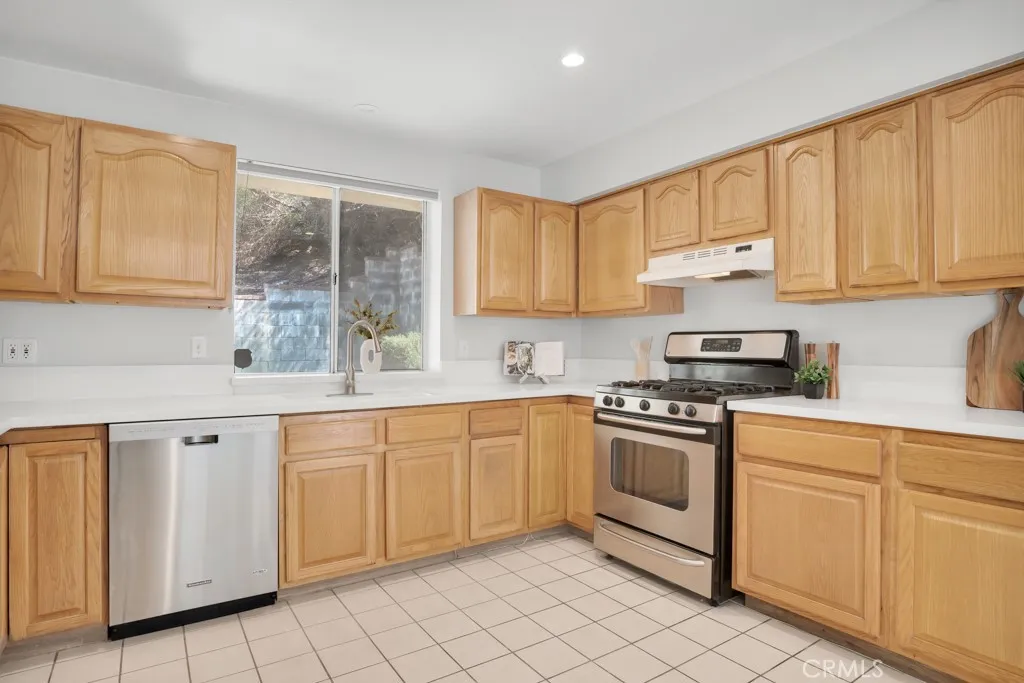 757 E Avenue 43, Los Angeles, California 90031 home-pic-11