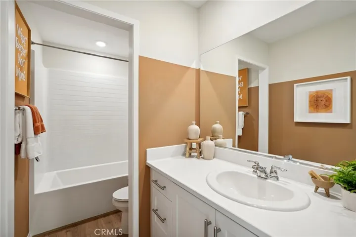 MODEL HOME
