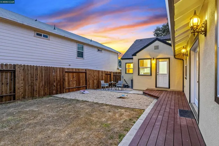 912 Brown St, Martinez, California 94553