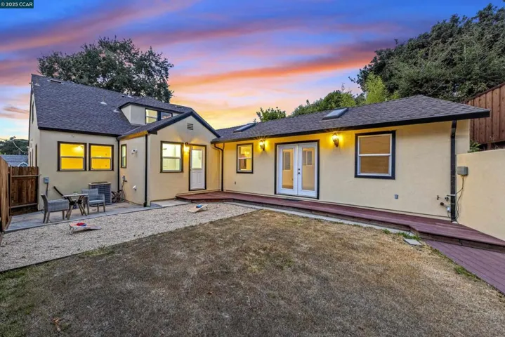 912 Brown St, Martinez, California 94553