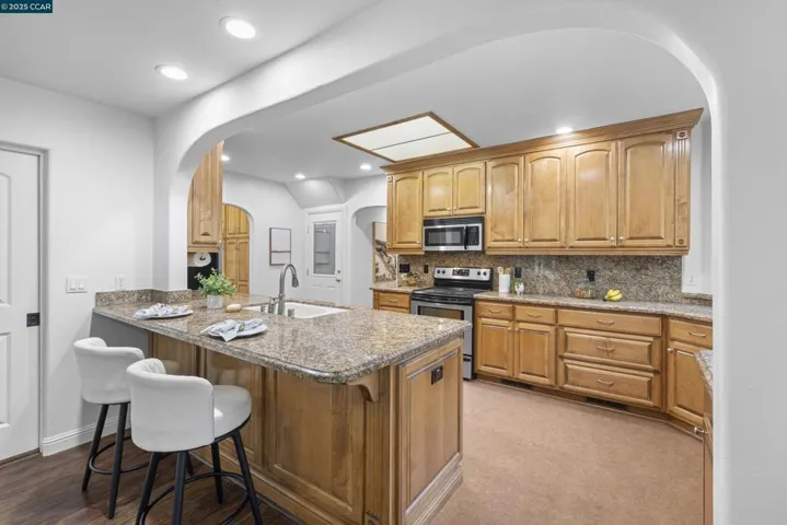 912 Brown St, Martinez, California 94553