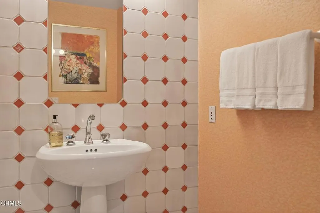 4169 Ocean Drive, Oxnard, California 93035 home-pic-50