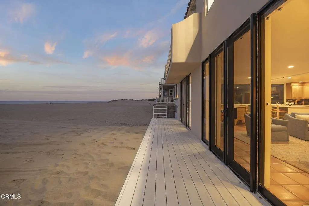 4169 Ocean Drive, Oxnard, California 93035 home-pic-4