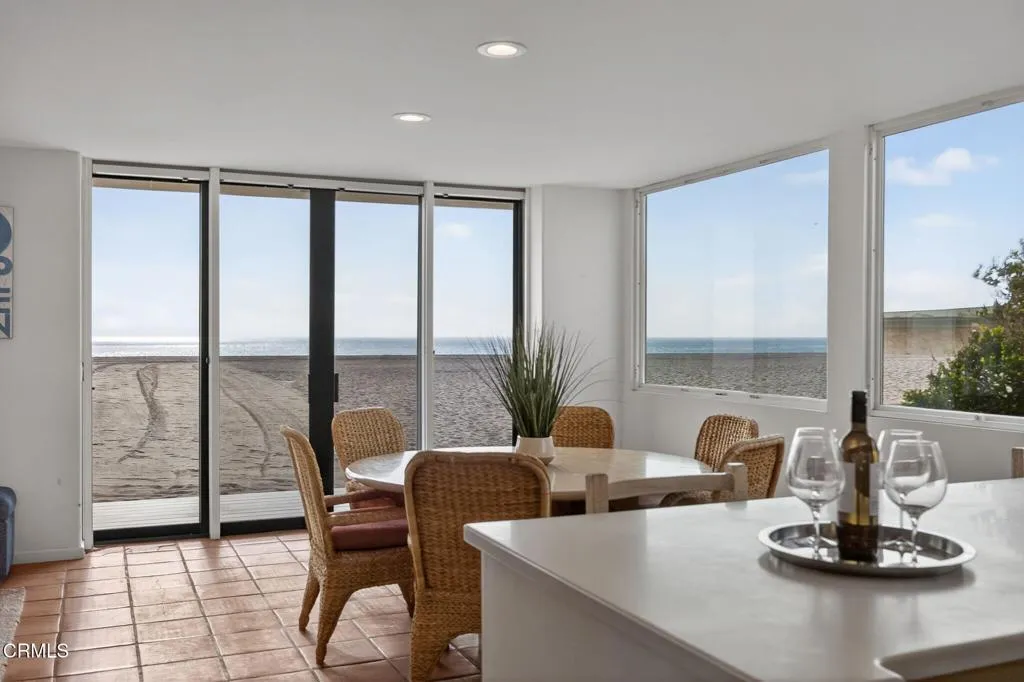 4169 Ocean Drive, Oxnard, California 93035 home-pic-21