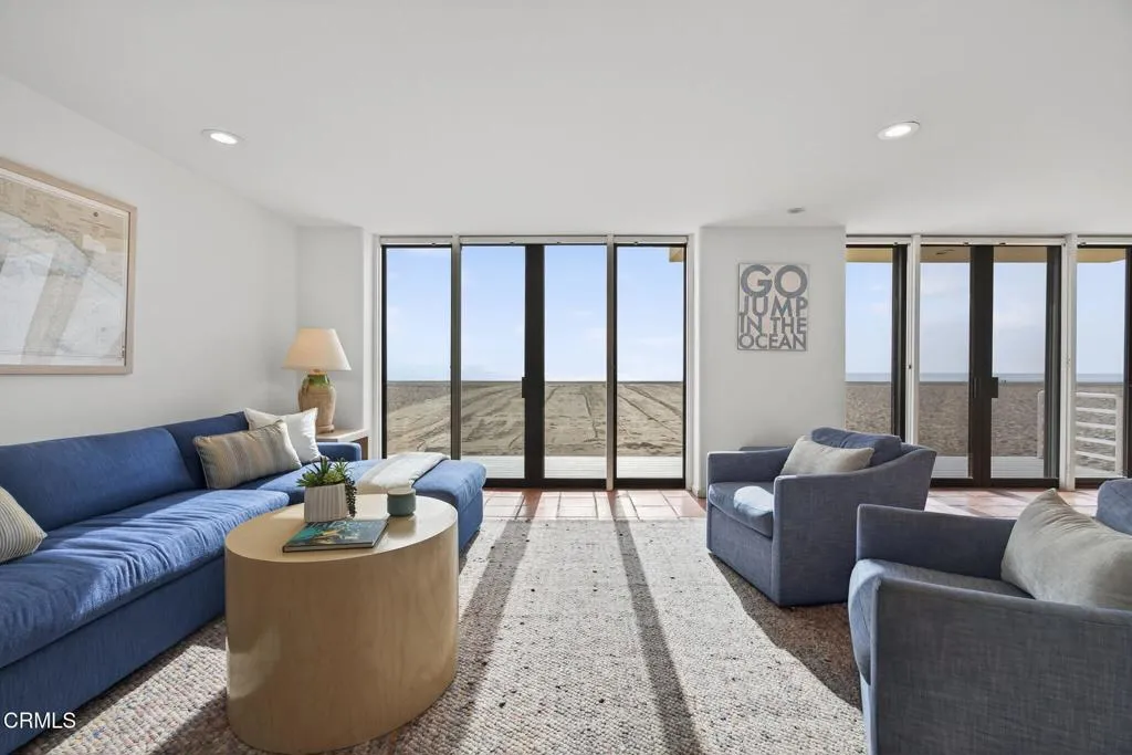 4169 Ocean Drive, Oxnard, California 93035 home-pic-7