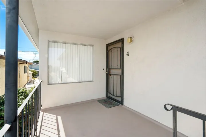 1085 W 19th Street, San Pedro, California 90731
