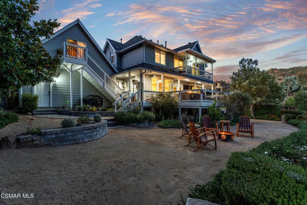 29728 Triunfo Drive, Agoura Hills, California 91301 home-pic-8