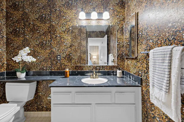 primary ensuite