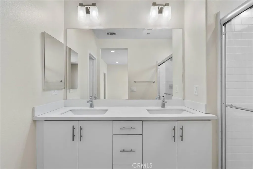 726 Central Avenue, Upland, California 91786 home-pic-23