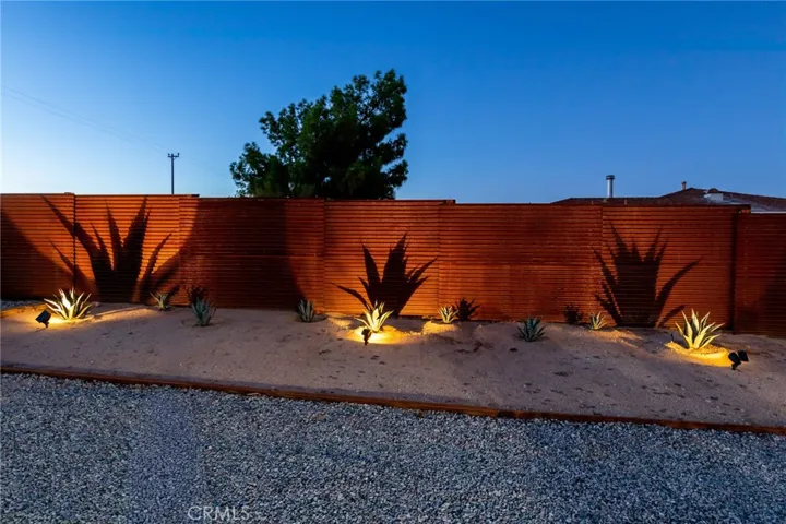 2837 Border Avenue, Joshua Tree, California 92252