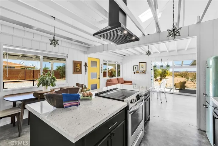 2837 Border Avenue, Joshua Tree, California 92252