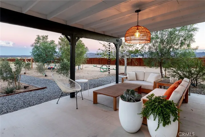 2837 Border Avenue, Joshua Tree, California 92252