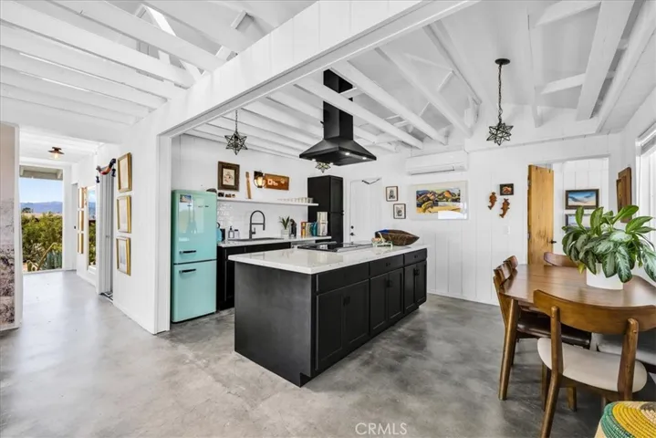 2837 Border Avenue, Joshua Tree, California 92252