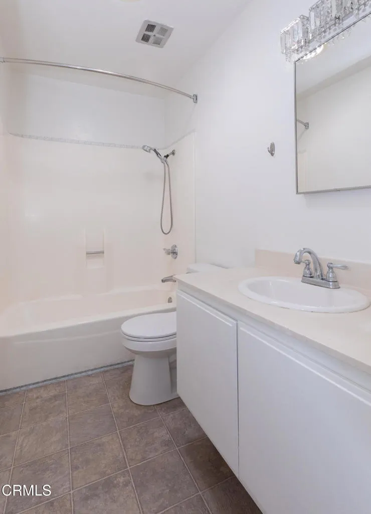 3107 E Harbor Boulevard B, Ventura, California 93001 home-pic-10