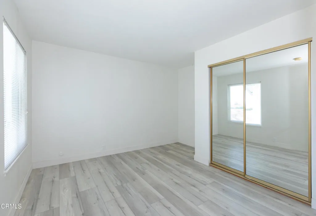 3107 E Harbor Boulevard B, Ventura, California 93001 home-pic-8