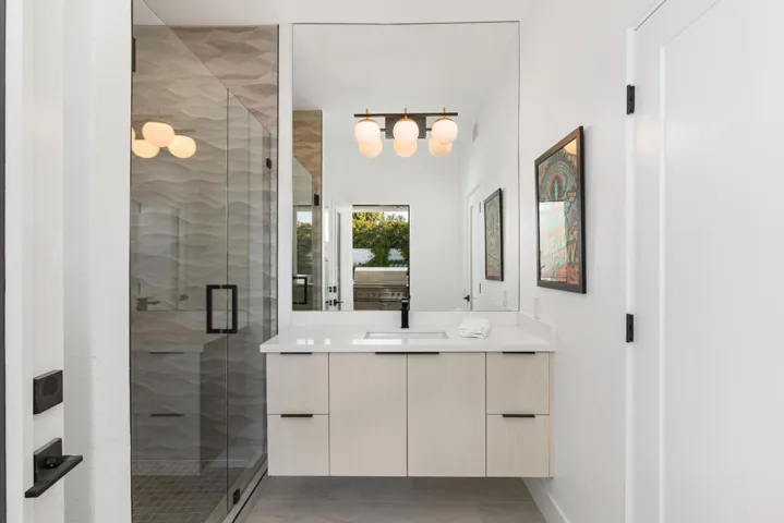 32_11345229_167218_167218-EI-132