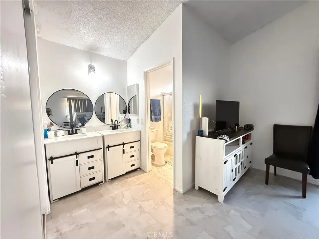 6491 Thunder Bay Trail, Jurupa Valley, California 92509 home-pic-24