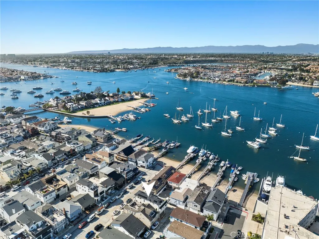 318 Coronado Street, Newport Beach, California 92661 home-pic-41