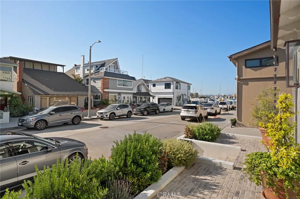 318 Coronado Street, Newport Beach, California 92661 home-pic-34