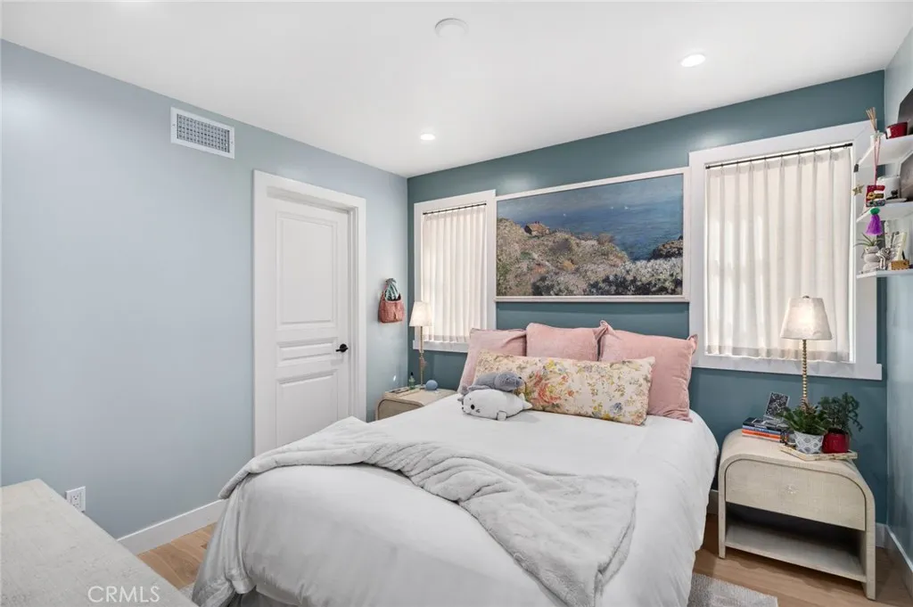 318 Coronado Street, Newport Beach, California 92661 home-pic-15