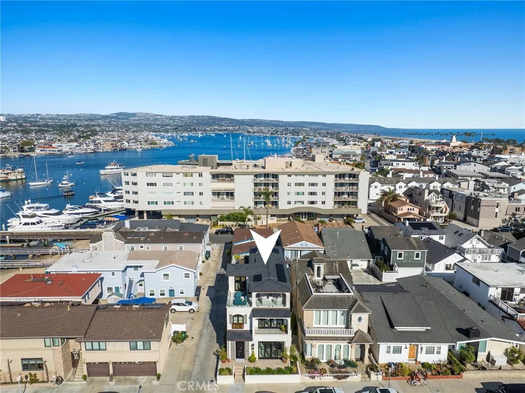 318 Coronado Street, Newport Beach, California 92661 home-pic-37