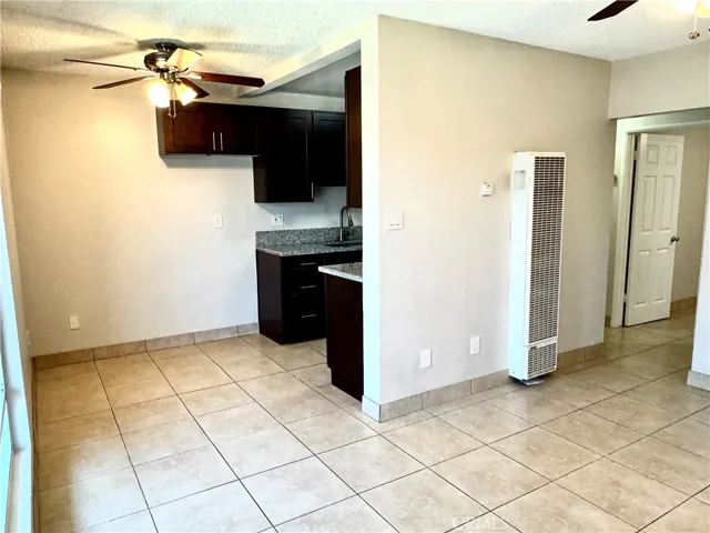 1222 W Brook D, Santa Ana, California 92703