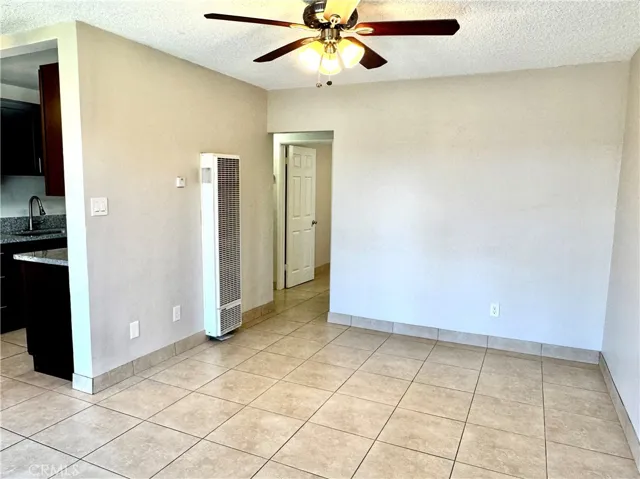 1222 W Brook D, Santa Ana, California 92703