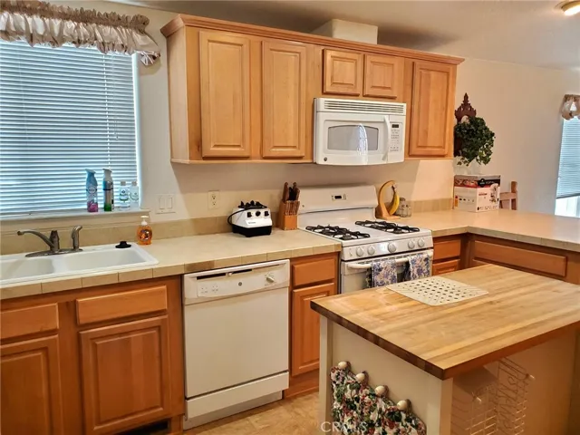 21621 Sandia Road 153, Apple Valley, California 92308
