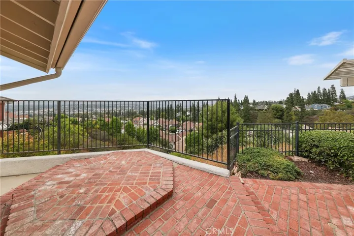 614 614 S Pathfinder, Anaheim Hills, California 92807