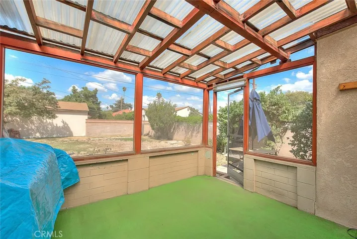 Enclosed Screen Patio