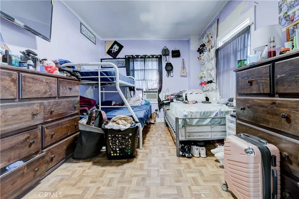 2709 W Pico Boulevard, Los Angeles, California 90006 home-pic-16